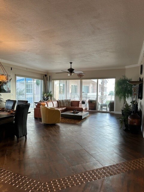 Foto principal - 550 S Banana River Dr