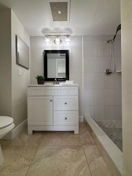 Photo - 6748 Palmetto Cir S Apartment