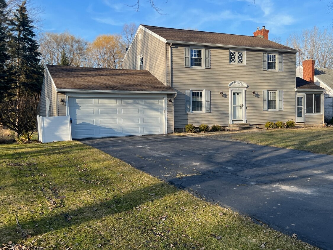 Primary Photo - 68 Southern Hills Cir