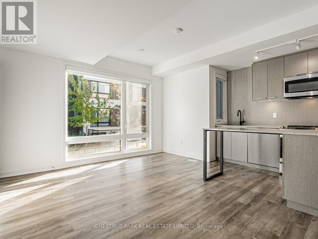 Building Photo - 30 Ed Clark Gdns