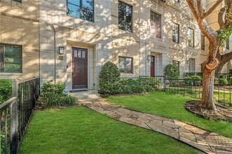 Building Photo - 3210 Carlisle St