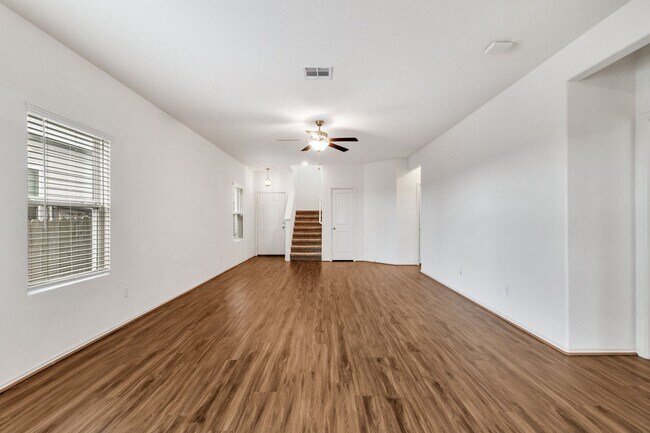 Building Photo - COMING SOON - MID MAY