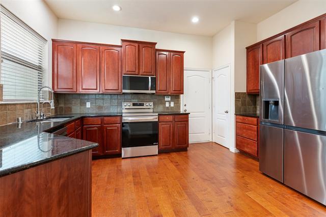 Building Photo - 8744 Iron Horse Dr