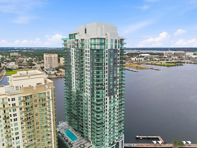 Building Photo - 1431 Riverplace Blvd