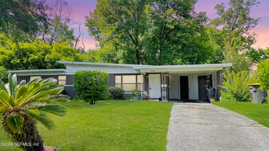 Building Photo - 6243 Randia Dr