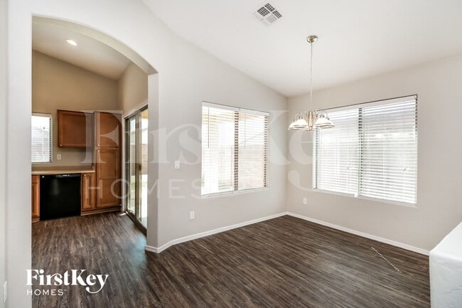 Foto del edificio - 35457 N Shorthorn Trail