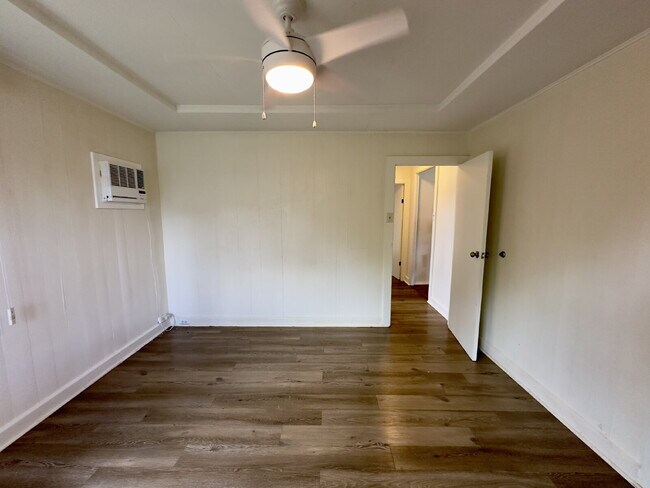 Foto del edificio - Ewa Beach Gem! 2BR/1BA with A/C, Parking &...