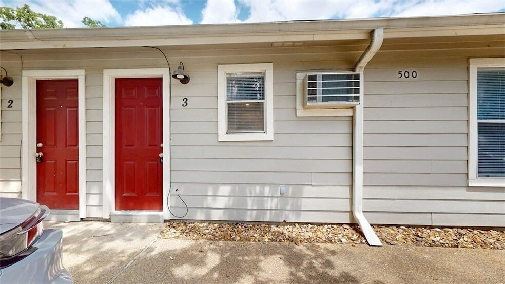 Photo - 500 Foch Street Unit 3