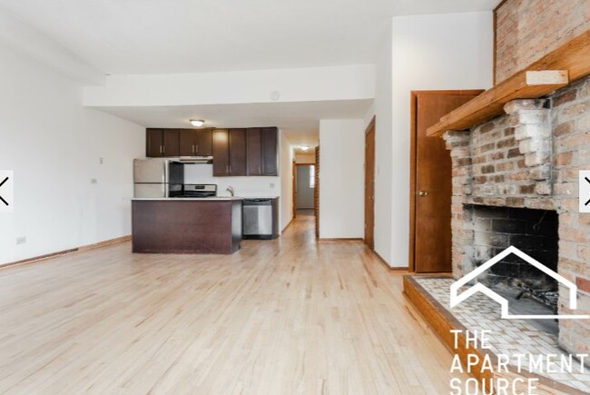 Building Photo - 2521 N Lincoln Ave