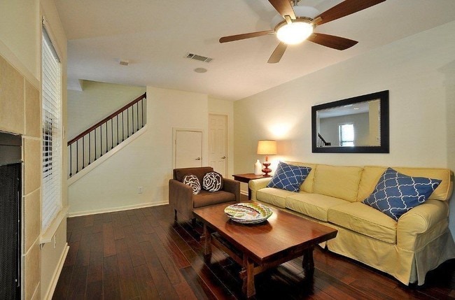 Foto del edificio - 735 Patterson Ave