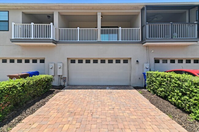 Building Photo - 2913 Windmill Dr