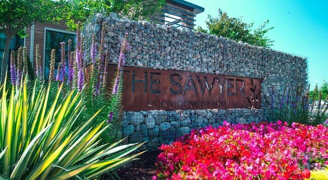 Foto del edificio - 6408 Providence Farm Ln