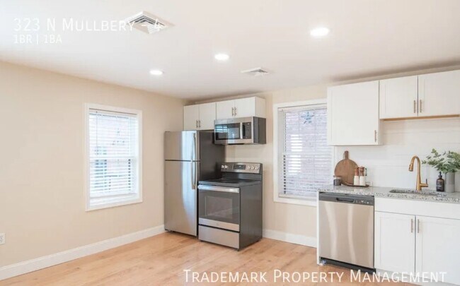 Foto del edificio - 323 N Mulberry St