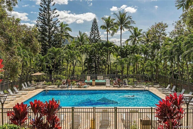 Foto del edificio - 84-680-680 Kili Dr