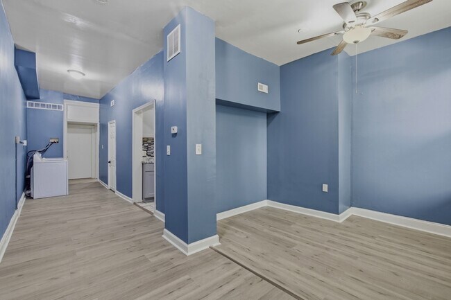 Foto del edificio - 1409 McCulloh St
