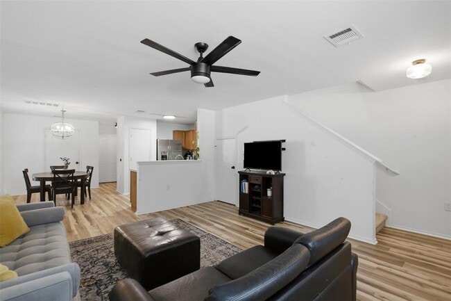 Building Photo - 13132 Briarcreek Loop