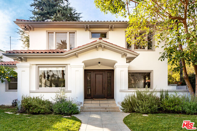 Building Photo - 5850 Foothill Dr
