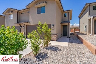 Building Photo - 1005 N Tortoise Rock Dr
