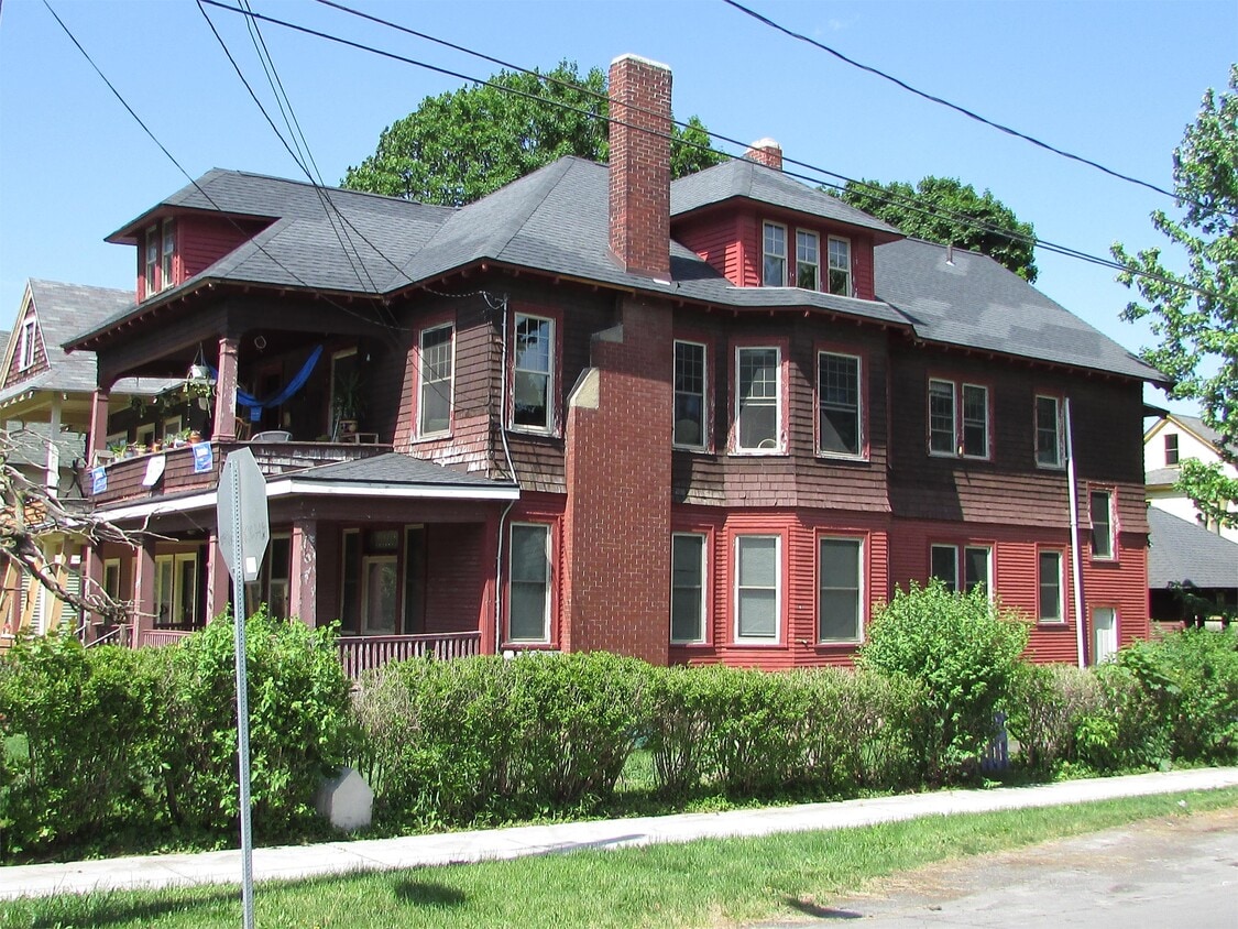 837 Westcott St, Syracuse, NY 13210 Townhome Rentals in Syracuse NY