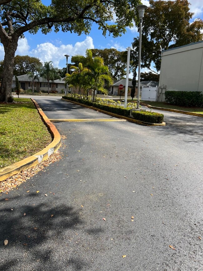 Building Photo - 3001 NW 4th Ter