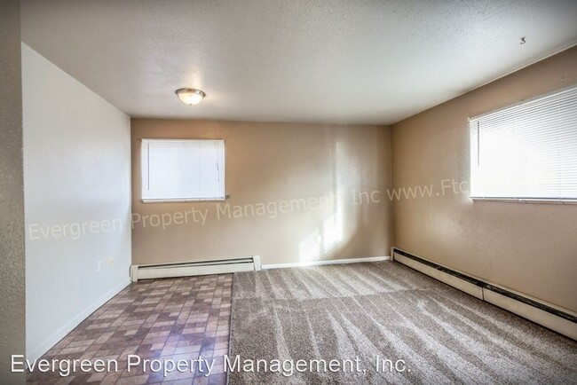 Foto del edificio - 1301 Burton Ct