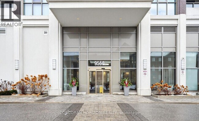 Photo du bâtiment - 9560 Markham Rd