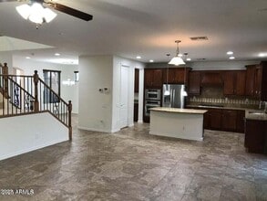 Building Photo - 3838 E Cat Balue Dr