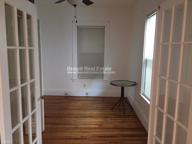 Building Photo - 36 Elmwood St