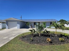 Building Photo - 1500 Glendale Rd