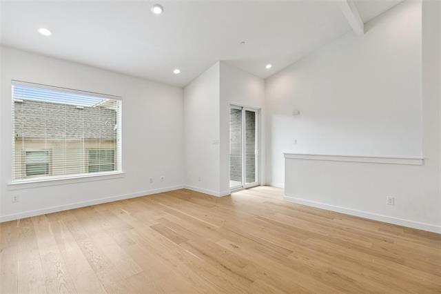 Foto del edificio - 6144 Oram St