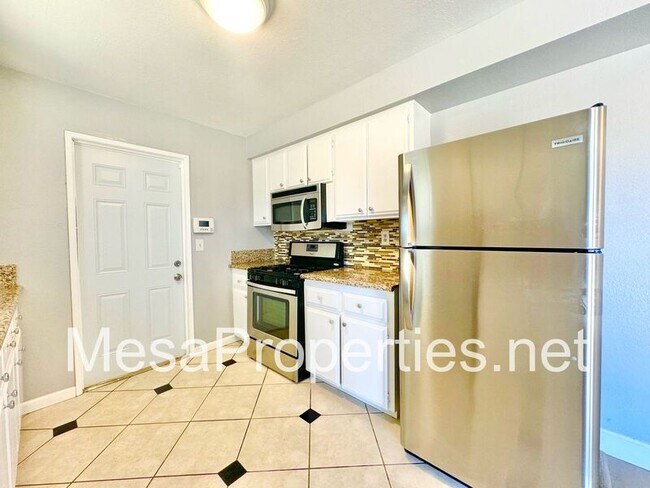 Foto del edificio - 16327 Seneca Rd.