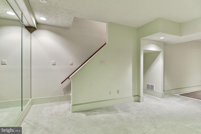 Building Photo - 13418 Good Times Ct