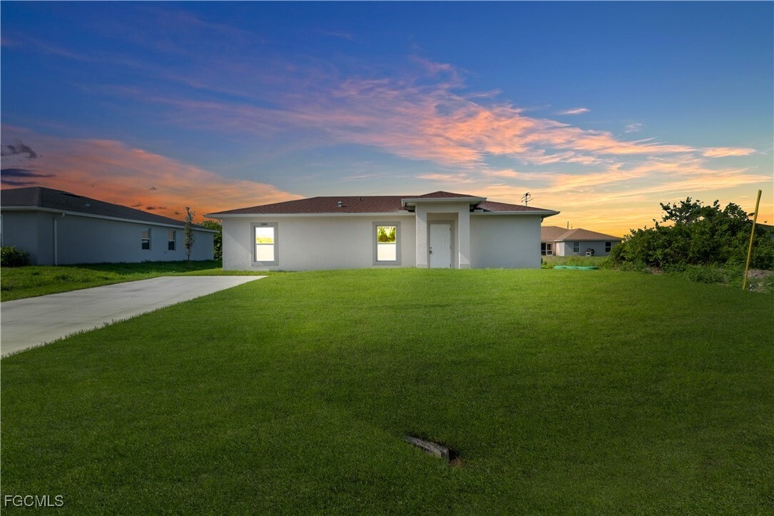 Foto principal - 3819 3rd St W