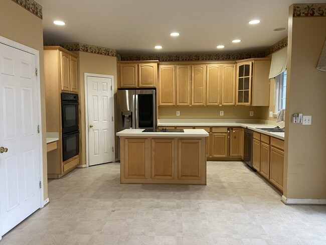 Photo - 305 N Old Dominion Ln House