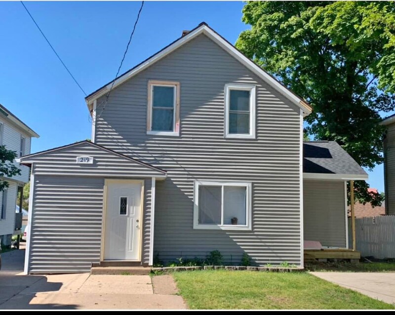 Foto principal - 219 E Arch St