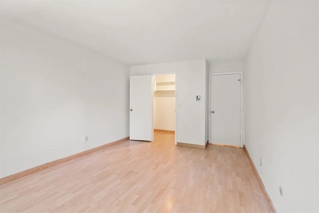 Building Photo - Will Dr