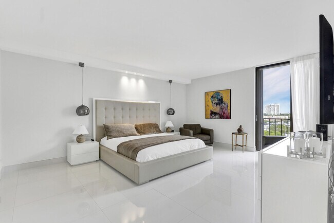 Foto del edificio - 19355 Turnberry Way