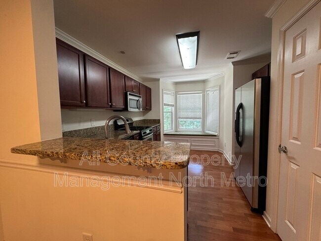 Foto del edificio - 3900 Riverlook Pkwy SE