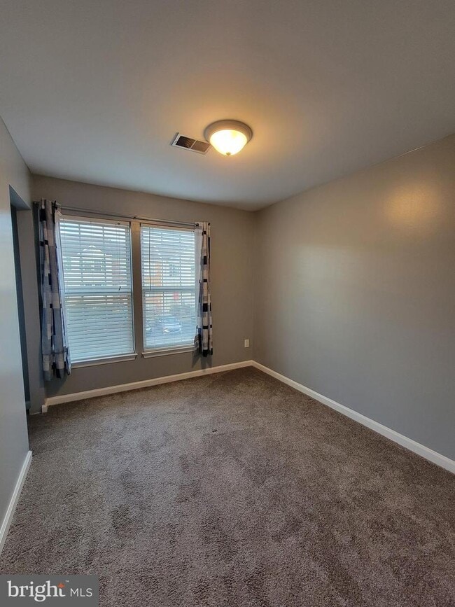 Building Photo - 9 E Christina Pl