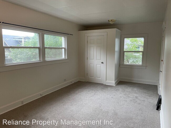 Foto del edificio - 3 br, 2 bath House - 3702 NE 12th Ave.