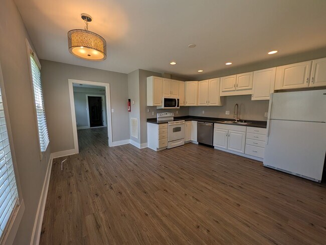 Foto del edificio - 3704 Fairview St SW