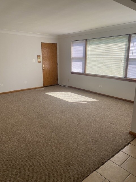 Foto del edificio - 949 Elder Rd
