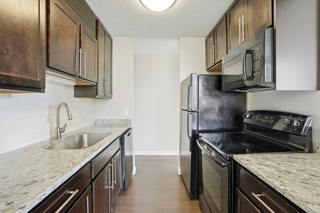 Foto del edificio - 71 W Huron St