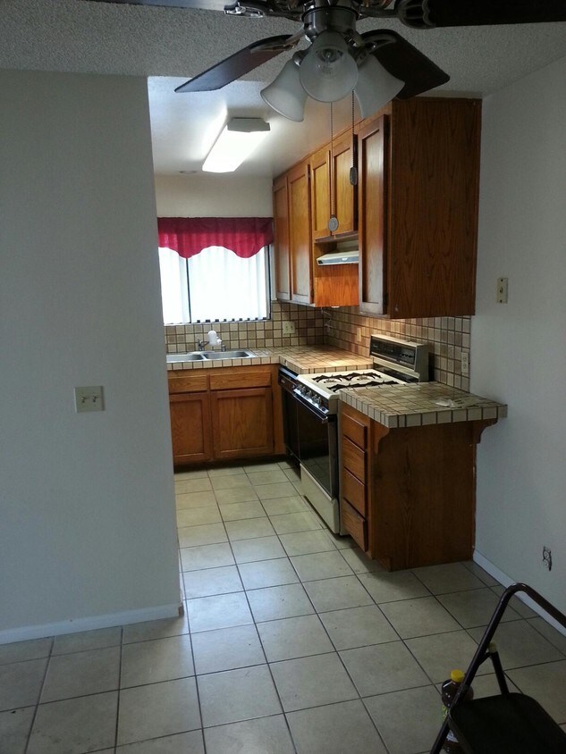 13892 Milton Ave Unit B, Westminster, CA 92683 Apartment for Rent in