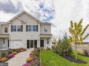 Building Photo - 1102 Martin Rd Building Photo - 1102 Martin Rd