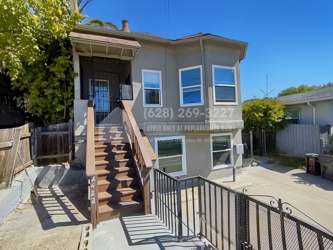 Primary Photo - 2422 E 24th St