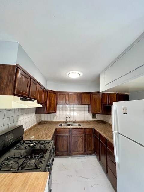 Foto del edificio - 5335 N California Ave
