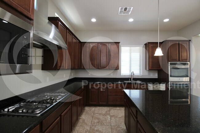 Foto del edificio - 4167 E Glacier Pl