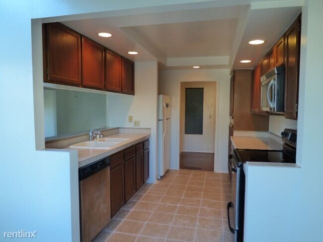 Foto del edificio - 2 br, 2 bath Condo - 7373 Old Redmond Rd