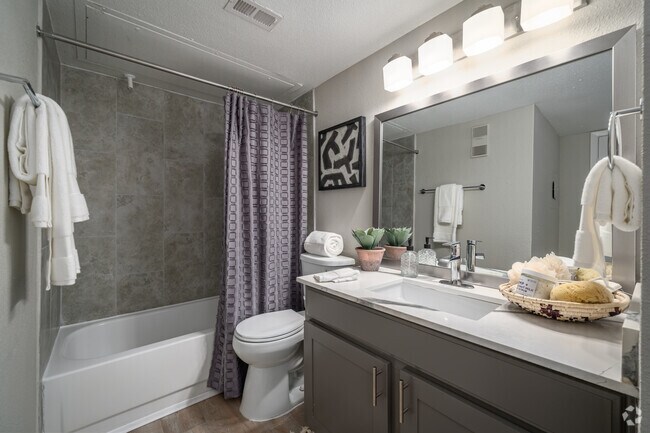 1BR, 1BA - 827SF - The Sutton Apartments